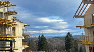 Postępy na budowie The View Mountain – luty 2025